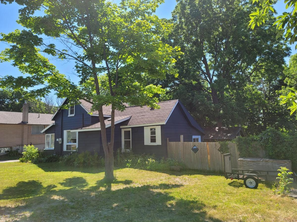 Vila Healven Barrie Exteriér fotografie
